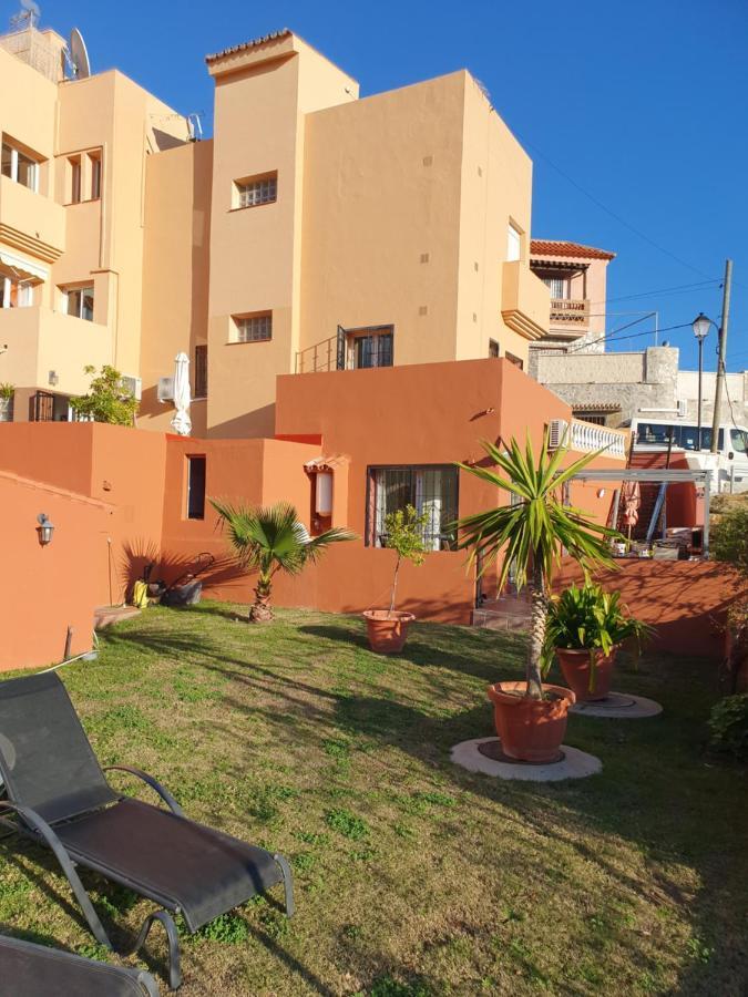Cozy Rooms In Terraced House Fuengirola Exterior photo