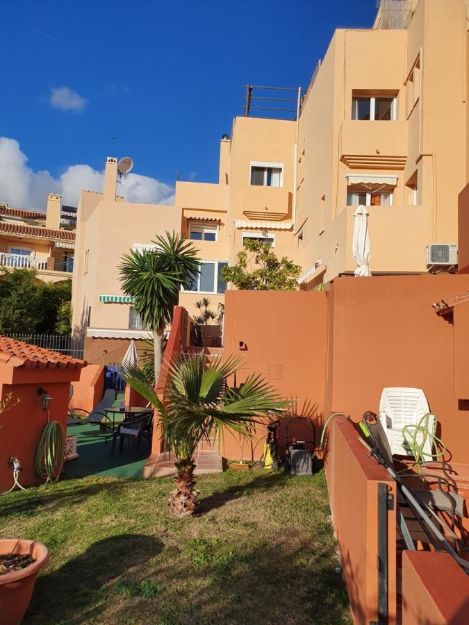 Cozy Rooms In Terraced House Fuengirola Exterior photo