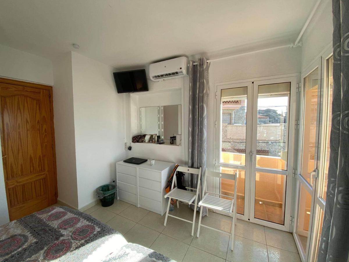 Cozy Rooms In Terraced House Fuengirola Exterior photo