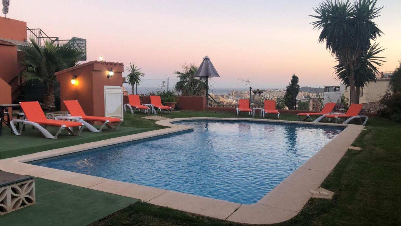 Cozy Rooms In Terraced House Fuengirola Exterior photo
